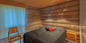 Authentische Holzhütte in Äkäslompolo Lappland