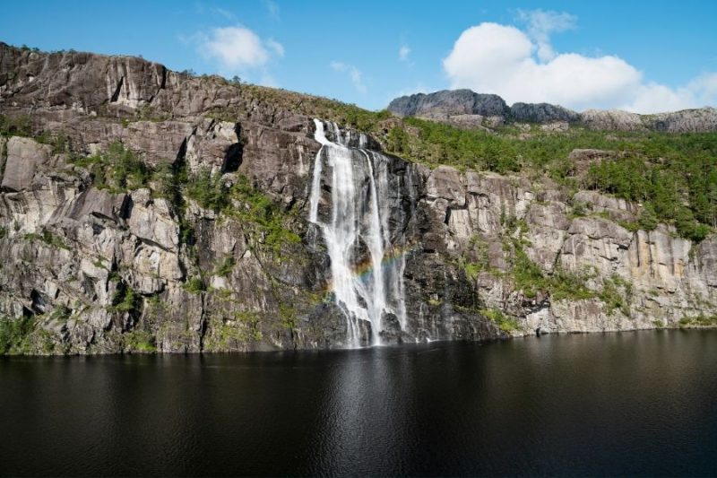 Der Brautschleier des Geirangerfjords in Norwegen Entdecken Sie die norwegischen Fjorde in Norwegen mit Nordic
