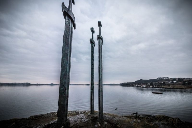 Denkmal-Schlacht-um-Hafrsfjord-Die-Wikingergeschichte-von-Norwegen-mit-Nordic-entdecken